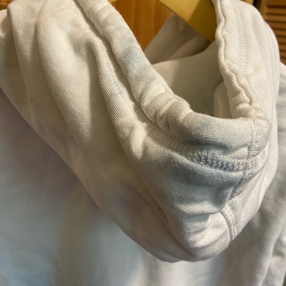 Raptors Sweater - Picture 3 of 5